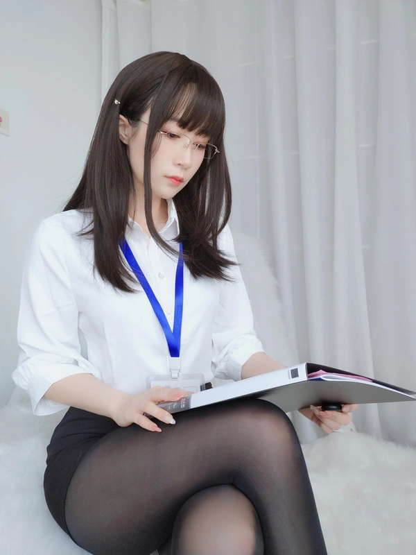 制服 - 白银81
